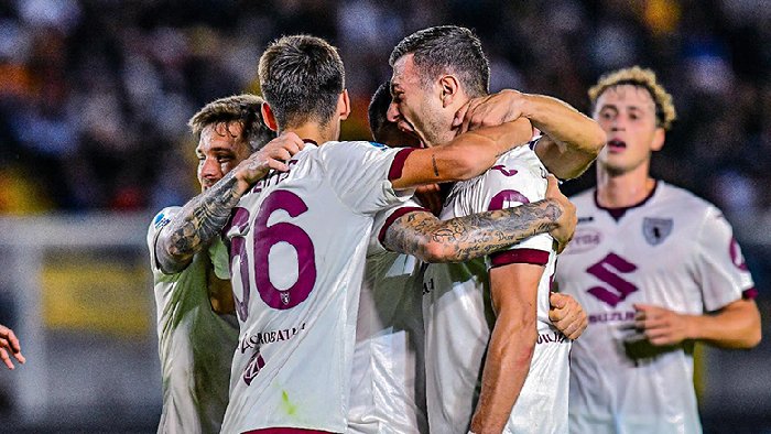 Soi kèo bóng đá Torino vs Frosinone, 3h00 ngày 3/11