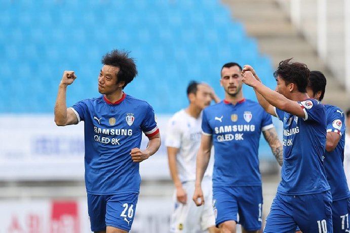 Soi kèo bóng đá Suwon Bluewings vs Ulsan Hyundai, 17h00 ngày 15/07/2023